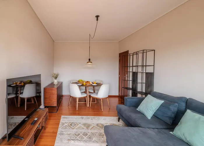 Norton De Matos Ii By House And People * Braga